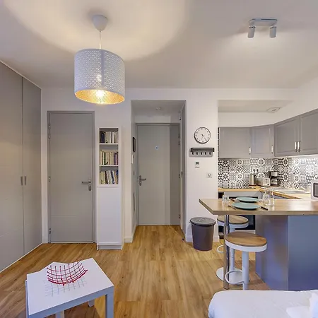 Apartment Le Fidji / 100m Gare Tours