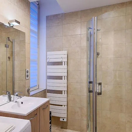 Le Fidji / 100m Gare * Tours