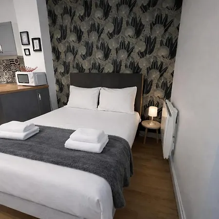 Le Fidji / 100m Gare *